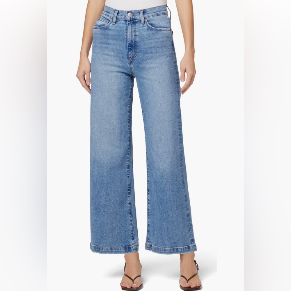 Joe’s Jeans- high rise, wide leg, ankle length, light jean wash. (Galacia style)
